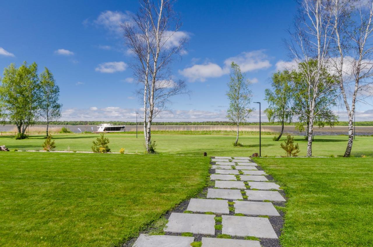 Kite Marina Sarbsk Hotel Exterior foto